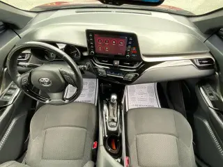 Toyota C-HR 2019 LE 4dr Crossover