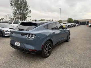 Ford Mustang Mach-E 2023 AWD GT 4dr SUV