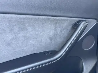 Tesla Model Y 2022 AWD Performance 4dr Crossover