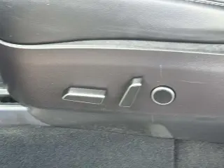Tesla Model Y 2022 AWD Performance 4dr Crossover