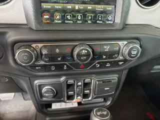 Jeep Wrangler Unlimited 2021 4x4 Sahara 4dr SUV
