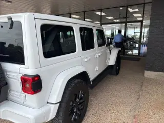 Jeep Wrangler Unlimited 2021 4x4 Sahara 4dr SUV