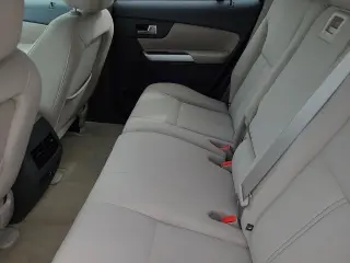 Ford Edge 2011 SE 4dr Crossover