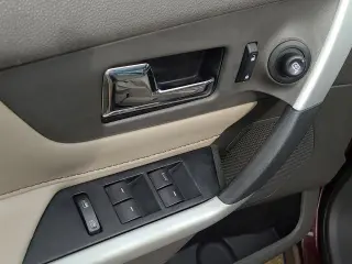 Ford Edge 2011 SE 4dr Crossover