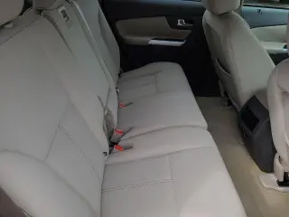 Ford Edge 2011 SE 4dr Crossover