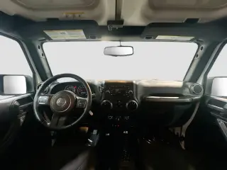 Jeep Wrangler Unlimited 2016 4x4 Sport 4dr SUV