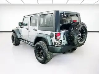 Jeep Wrangler Unlimited 2016 4x4 Sport 4dr SUV