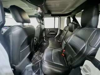 Jeep Wrangler Unlimited 2022 4x4 Sahara 4dr SUV