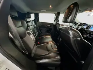 Jeep Cherokee 2019 4x4 Trailhawk 4dr SUV