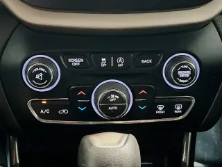 Jeep Cherokee 2017 4x4 Latitude 4dr SUV