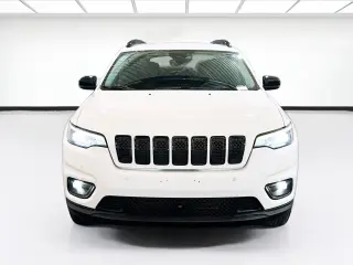 Jeep Cherokee 2023 4x4 Altitude Lux 4dr SUV