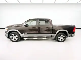 Ram 1500 2019 4x4 Laramie 4dr Crew Cab 5.6 ft. SB Pickup