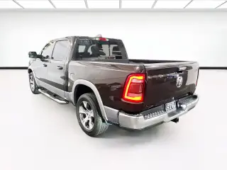 Ram 1500 2019 4x4 Laramie 4dr Crew Cab 5.6 ft. SB Pickup
