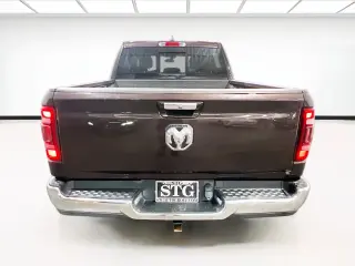 Ram 1500 2019 4x4 Laramie 4dr Crew Cab 5.6 ft. SB Pickup