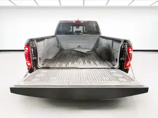 Ram 1500 2019 4x4 Laramie 4dr Crew Cab 5.6 ft. SB Pickup