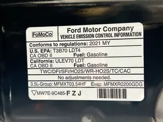 Ford Expedition 2021 4x4 XLT 4dr SUV