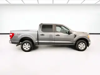 Ford F-150 2022 4x4 XL 4dr SuperCrew 5.5 ft. SB