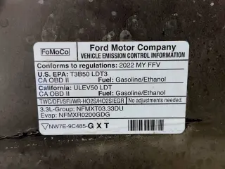 Ford F-150 2022 4x4 XL 4dr SuperCrew 5.5 ft. SB
