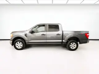 Ford F-150 2022 4x4 XL 4dr SuperCrew 5.5 ft. SB