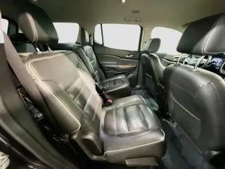 GMC Acadia 2017 Denali 4dr SUV