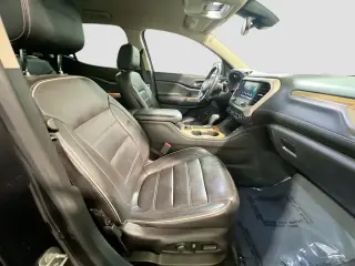 GMC Acadia 2017 Denali 4dr SUV