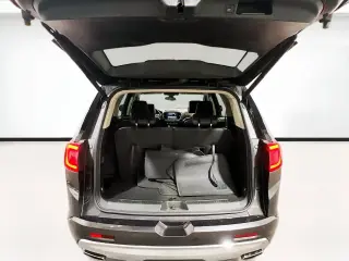 GMC Acadia 2017 Denali 4dr SUV