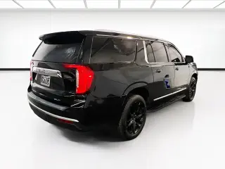 GMC Yukon XL 2023 4x4 SLT 4dr SUV