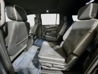 GMC Yukon XL 2023 4x4 SLT 4dr SUV