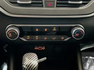 Nissan Altima 2023 2.5 SR 4dr Sedan