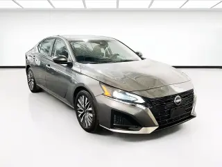 Nissan Altima 2025 2.5 SV 4dr Sedan