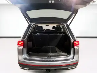 Volkswagen Atlas 2023 V6 SE 4dr SUV w/Technology