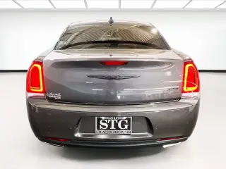 Chrysler 300 2021 Touring L 4dr Sedan