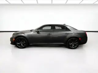 Chrysler 300 2021 Touring L 4dr Sedan