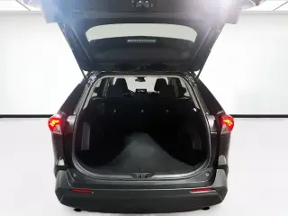 Toyota RAV4 2023 AWD LE 4dr SUV