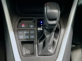 Toyota RAV4 2023 AWD LE 4dr SUV
