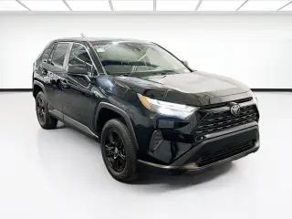 Toyota RAV4 2023 AWD LE 4dr SUV