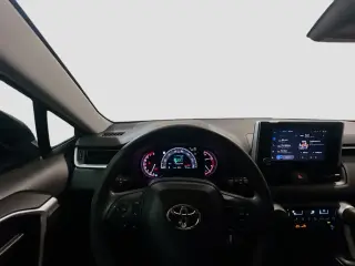 Toyota RAV4 2023 AWD LE 4dr SUV