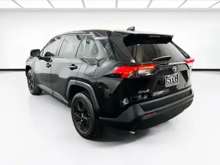 Toyota RAV4 2023 AWD LE 4dr SUV