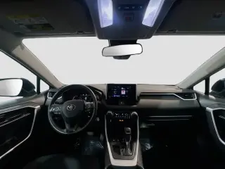 Toyota RAV4 2023 LE 4dr SUV