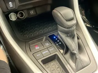 Toyota RAV4 2023 XLE 4dr SUV