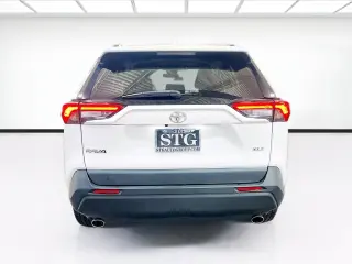 Toyota RAV4 2023 XLE 4dr SUV