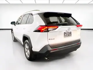 Toyota RAV4 2023 XLE 4dr SUV
