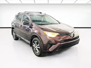 Toyota RAV4 2018 LE 4dr SUV