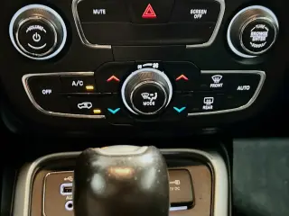 Jeep Compass 2019 Latitude 4dr SUV