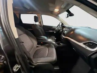 Dodge Journey 2018 SXT 4dr SUV