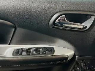 Dodge Journey 2018 SXT 4dr SUV
