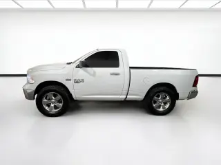 Ram 1500 Classic 2019 4x2 Tradesman 2dr Regular Cab 6.3 ft. SB Pickup