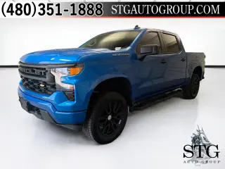 Chevrolet Silverado 1500 2023 4x2 Custom 4dr Crew Cab 5.8 ft. SB