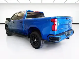 Chevrolet Silverado 1500 2023 4x2 Custom 4dr Crew Cab 5.8 ft. SB