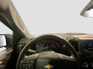 Chevrolet Silverado 1500 2024 4x4 Custom 4dr Crew Cab 5.8 ft. SB